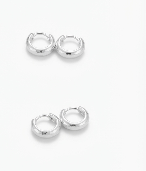 Premium Hallmarked 925 Sterling Silver Hammer Texture Hoop Earrings Close-Up